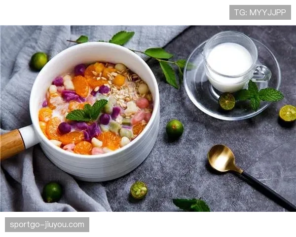 张博恒家的冰箱里塞满了蛋白粉，连饮料都喝零卡的
